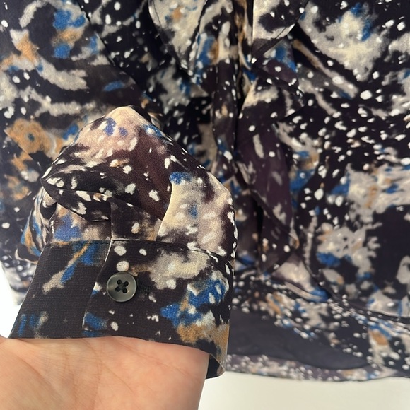 Cabi Starry Night Ruffle Front Blouse – Size M - Picture 5 of 7